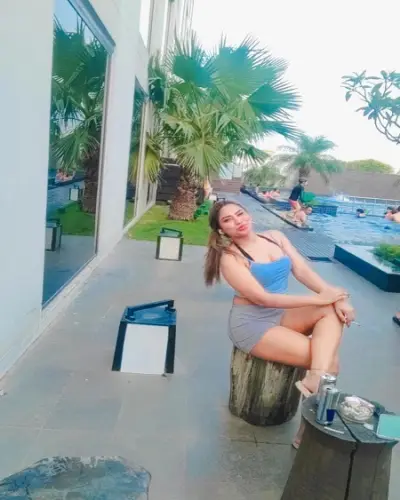 Escort Dhoomakot